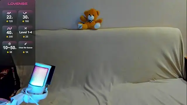 Snapshot of SaraXray chatting on November 2, 1:08 am SaraXray online show from November 2, 1:08 am