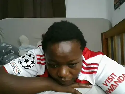 Horny wifey254 online show from November 27, 9:00 am