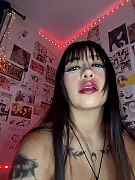 Snapshot of Hot_sophie_ chatting on March 8, 11:28 pm Hot sophie  online show from March 8, 11:28 pm