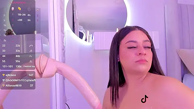 sarah-bonneth online show from March 15, 5:48 pm