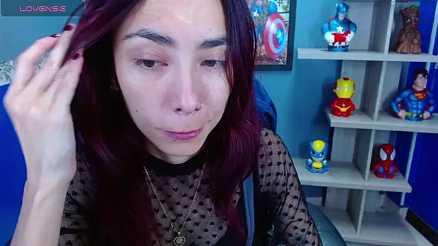 Snapshot of Erika_Stevens chatting on December 15, 4:59 pm Erika Stevens online show from December 15, 4:59 pm