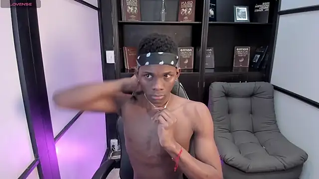 Snapshot of JacksonMuller_ chatting on October 29, 1:57 pm JacksonMuller online show from October 29, 1:57 pm