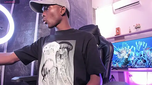 Snapshot of JacksonMuller_ chatting on December 3, 1:53 pm JacksonMuller online show from December 3, 1:53 pm