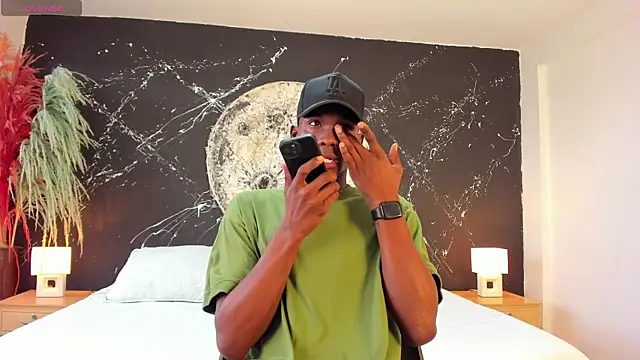 Snapshot of JacksonMuller_ chatting on December 15, 1:04 pm JacksonMuller online show from December 15, 1:04 pm