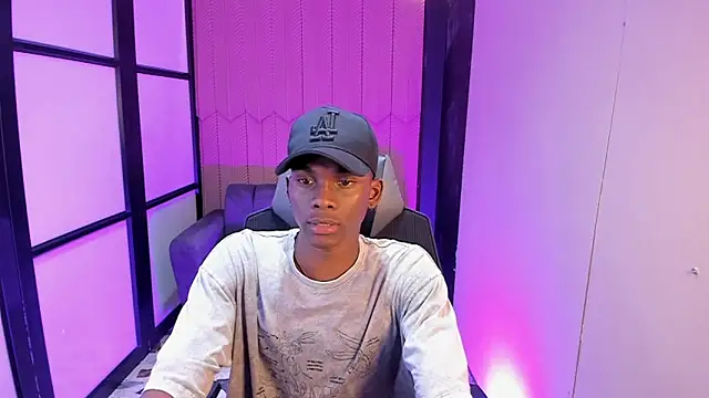 Snapshot of JacksonMuller_ chatting on December 16, 1:49 pm JacksonMuller online show from December 16, 1:49 pm