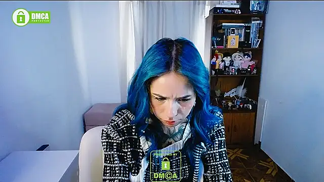 Snapshot of dakota_senju chatting on December 19, 9:38 pm dakota senju online show from December 19, 9:38 pm