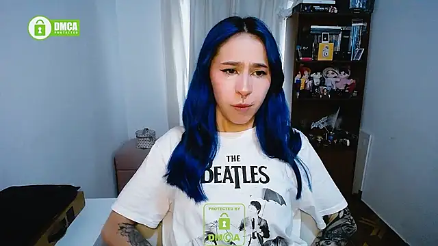 Snapshot of dakota_senju chatting on December 27, 9:54 pm dakota senju online show from December 27, 9:54 pm