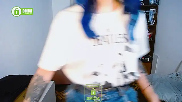 Snapshot of dakota_senju chatting on December 28, 12:57 am dakota senju online show from December 28, 12:57 am