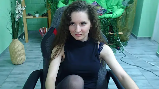 Snapshot of Miss_Barbara_ chatting on February 11, 9:25 pm Miss Barbara online show from February 11, 9:25 pm