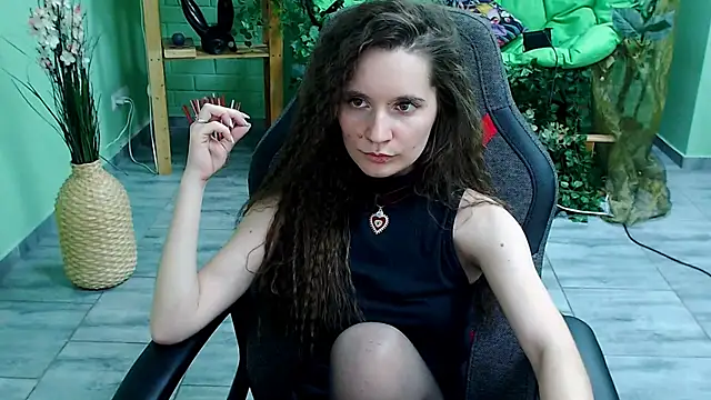 Snapshot of Miss_Barbara_ chatting on March 12, 12:42 am Miss Barbara online show from March 12, 12:42 am