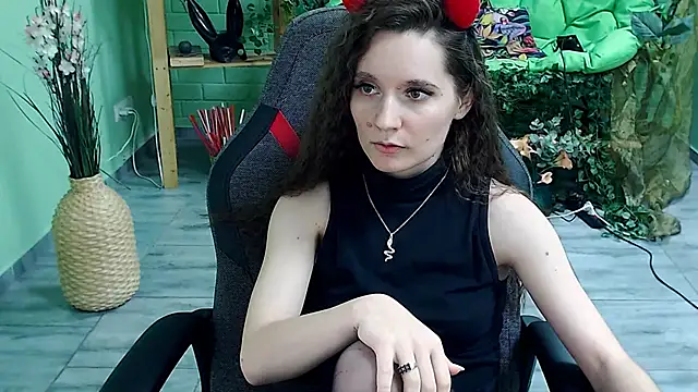 Snapshot of Miss_Barbara_ chatting on March 15, 12:15 am Miss Barbara online show from March 15, 12:15 am