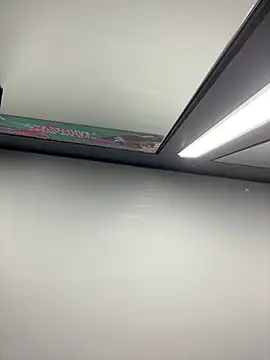 Snapshot of Nathcurly_ chatting on March 18, 6:14 am Nathcurly online show from March 18, 6:14 am