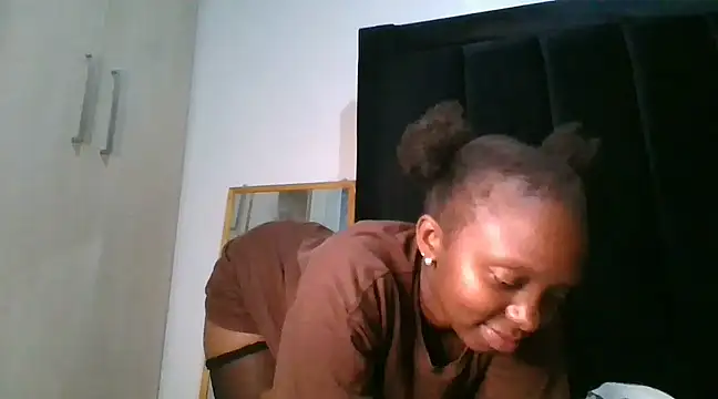 Snapshot of Sexy_barb2 chatting on January 31, 8:12 pm Sexy barb2 online show from January 31, 8:12 pm
