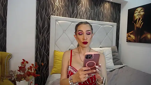 Snapshot of EvelinaGrey chatting on March 11, 4:32 am EvelinaGrey online show from March 11, 4:32 am