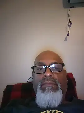 Snapshot of Darryltasha chatting on December 19, 7:51 am Darryltasha online show from December 19, 7:51 am