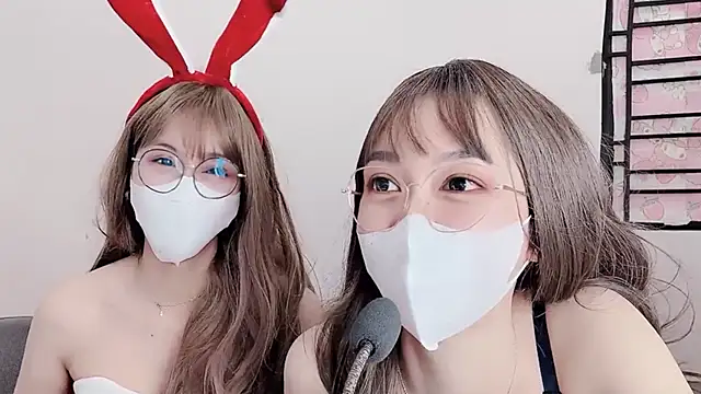 Mono-Stewardesss online show from December 16, 5:11 pm