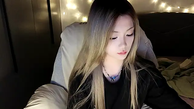 Snapshot of Jennie-007 chatting on September 10, 5:35 pm Jennie-007 online show from September 10, 5:35 pm