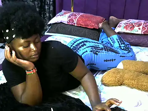 slender-qwene online show from November 24, 12:27 pm