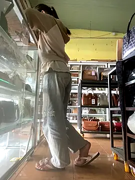 Snapshot of Rosa_998 chatting on November 5, 12:54 am Rosa 998 online show from November 5, 12:54 am