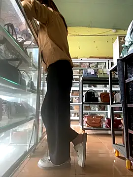 Snapshot of Rosa_998 chatting on November 23, 12:54 am Rosa 998 online show from November 23, 12:54 am