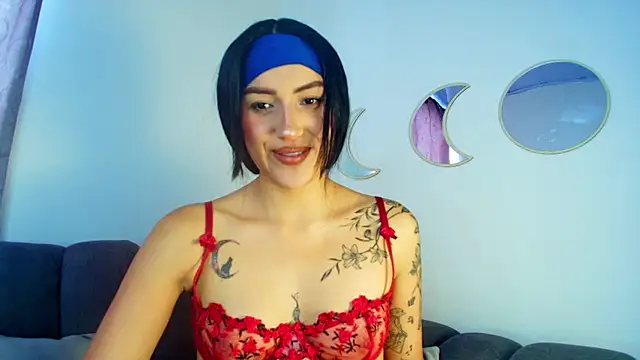 natashapridee  online show from March 14, 8:38 pm