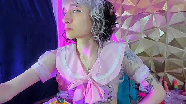 Snapshot of neeko_princes chatting on December 31, 12:04 pm neeko princes online show from December 31, 12:04 pm