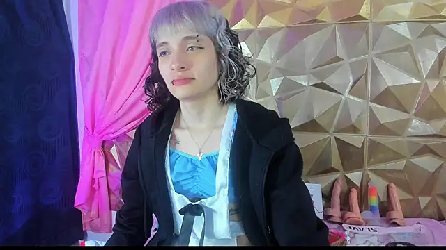 Snapshot of neeko_princes chatting on January 21, 12:07 pm neeko princes online show from January 21, 12:07 pm