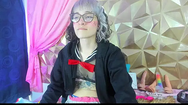 Snapshot of neeko_princes chatting on January 21, 3:10 pm neeko princes online show from January 21, 3:10 pm