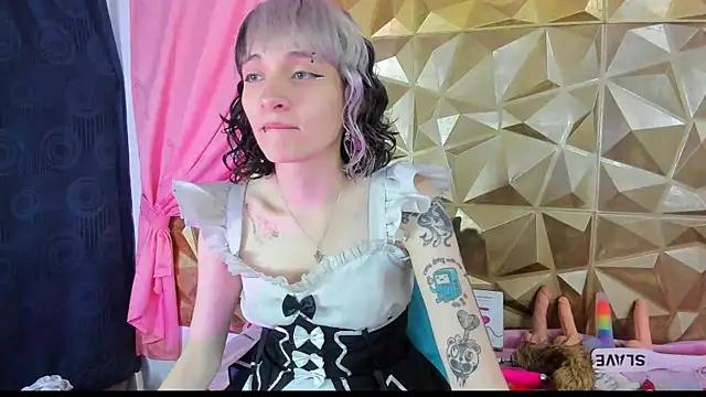 Snapshot of neeko_princes chatting on January 28, 12:11 pm neeko princes online show from January 28, 12:11 pm