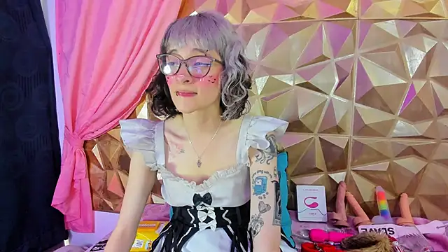 Snapshot of neeko_princes chatting on February 6, 3:20 pm neeko princes online show from February 6, 3:20 pm