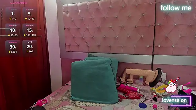 Snapshot of neeko_princes chatting on November 20, 12:16 pm neeko princes online show from November 20, 12:16 pm