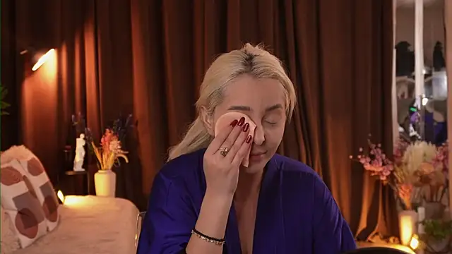 VictoriaMorrone online show from November 25, 11:38 pm