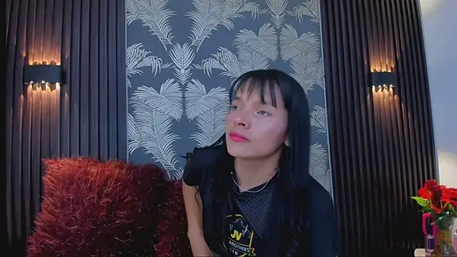  shantal smith online show from October 30, 4:30 pm