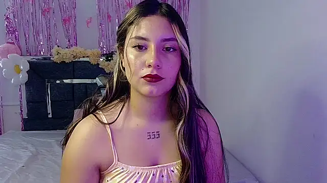 Lia 14  online show from September 20, 5:25 pm