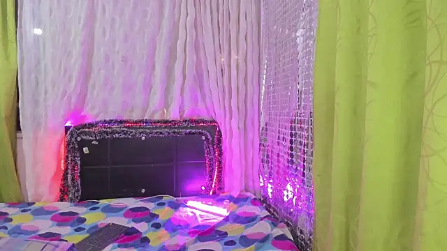 Snapshot of Megan_Miles02 chatting on January 5, 6:35 am Megan Miles02 online show from January 5, 6:35 am