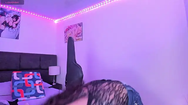 Snapshot of Megan_Miles02 chatting on November 15, 8:49 pm Megan Miles02 online show from November 15, 8:49 pm