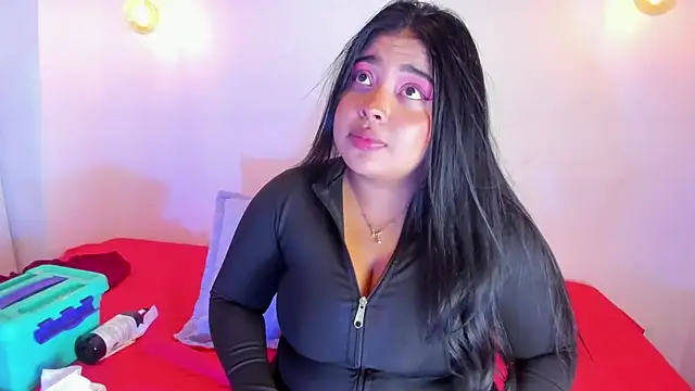 Emily cooper20 online show from February 7, 7:38 pm