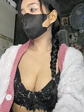 Snapshot of -KathySweet- chatting on January 11, 4:59 am -KathySweet- online show from January 11, 4:59 am