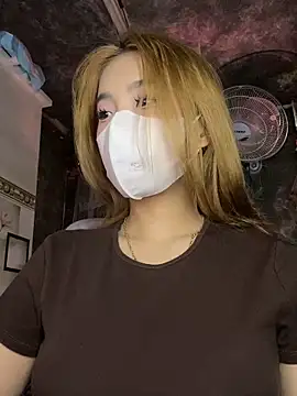 Snapshot of -KathySweet- chatting on February 19, 7:17 am -KathySweet- online show from February 19, 7:17 am