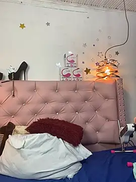 Snapshot of antonella87 chatting on March 15, 2:03 am antonella87 online show from March 15, 2:03 am