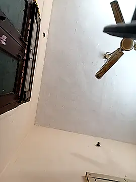 Snapshot of reemacouple007 chatting on October 14, 5:52 am reemacouple007 online show from October 14, 5:52 am