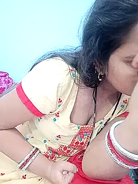 Snapshot of reemacouple007 chatting on November 6, 5:19 am reemacouple007 online show from November 6, 5:19 am