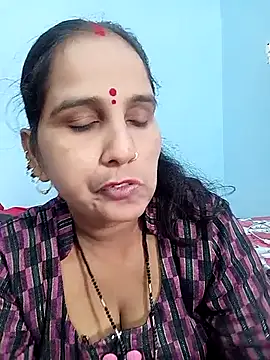 Snapshot of reemacouple007 chatting on November 10, 9:08 am reemacouple007 online show from November 10, 9:08 am