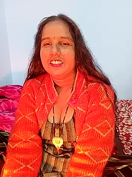 Snapshot of reemacouple007 chatting on December 16, 6:18 am reemacouple007 online show from December 16, 6:18 am