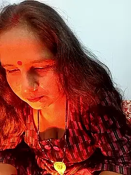 Snapshot of reemacouple007 chatting on December 17, 5:24 am reemacouple007 online show from December 17, 5:24 am