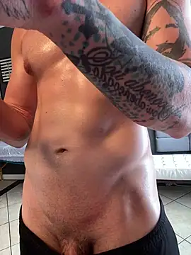 Snapshot of MachineDien chatting on February 25, 3:16 pm MachineDien online show from February 25, 3:16 pm