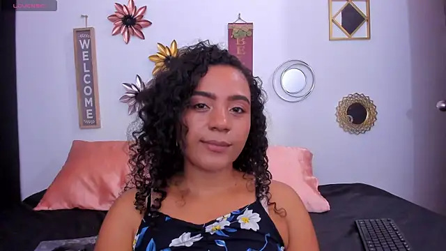 Snapshot of paolitakens chatting on February 12, 10:04 pm paolitakens online show from February 12, 10:04 pm