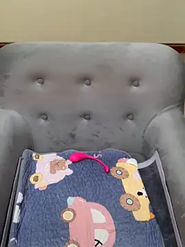 Snapshot of Linda-Mora chatting on March 8, 5:43 pm Linda-Mora online show from March 8, 5:43 pm