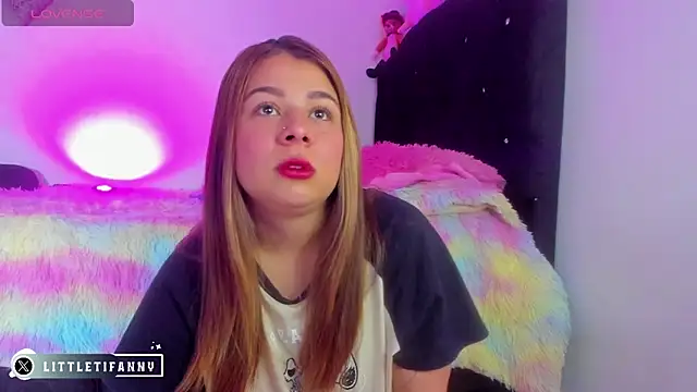 Snapshot of little_tifanny82 chatting on September 10, 1:00 pm little tifanny82 online show from September 10, 1:00 pm