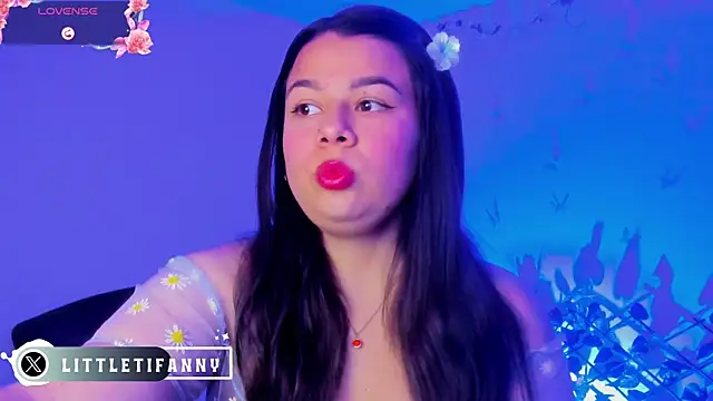 little tifanny82 online show from April 15, 2:02 pm